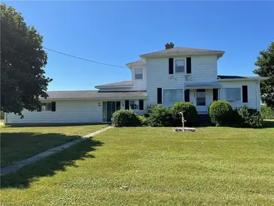 35622 HUTCHINSON Road, North Middlesex, ON N0M 2K0