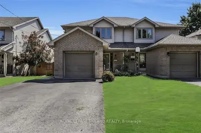 456 COTSWOLD Gate, London South, ON N6J 4T4