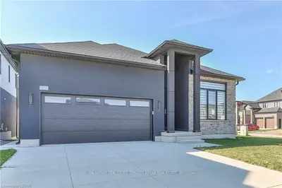 2587 BRIDGEHAVEN Drive, London North, ON N6G 0Z6