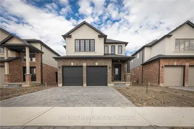 2979 Petty Road, London South, ON N6L 0H1