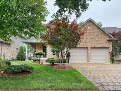 4344 MASTERSON Circle, London South, ON N6P 1T4
