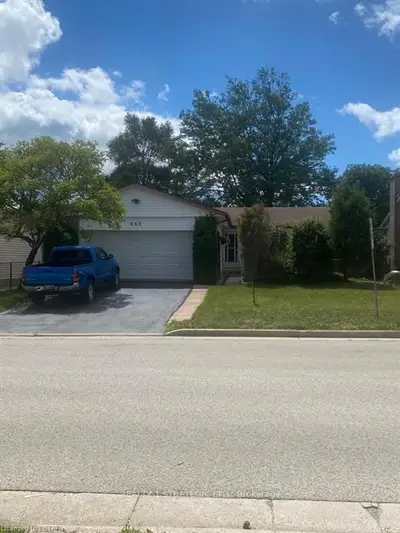 665 STEEPLECHASE Drive, London South, ON N6J 3P3