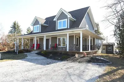 71694 Old Cedarbank Lane, Bluewater, ON N0M 1N0