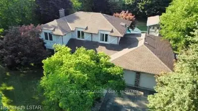 14 SCOTTS Street, London South, ON N6P 1E5