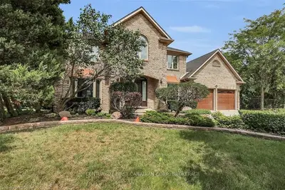 123 ROSE HIP Court, London South, ON N6K 4H4