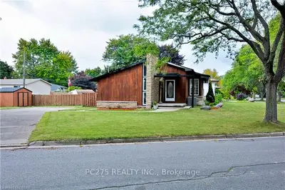 1239 KALADAR Drive, London East, ON N5V 2R8