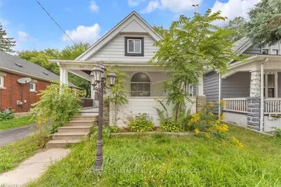 66 ADELAIDE Street S, London South, ON N5Z 3K4
