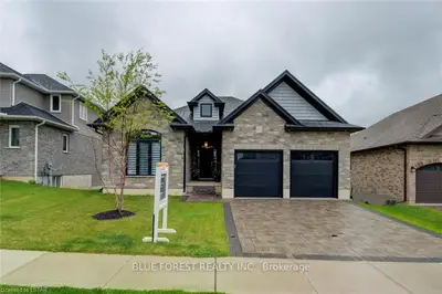 2567 SEVEN OAKS Ridge, London South, ON N6M 0E6