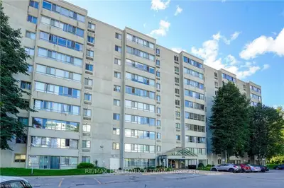 570 PROUDFOOT Lane 906, London North, ON N6H 4Z1