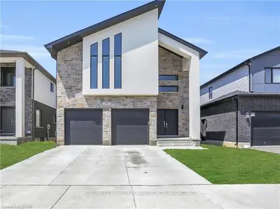 257 MIDDLETON Avenue, London South, ON N6K 1L3