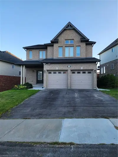 1768 BEAVERBROOK Avenue, London North, ON N6H 0E4
