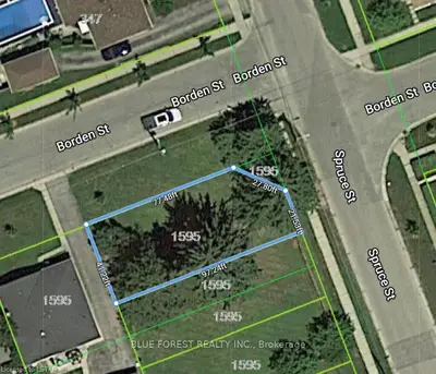 1595C BORDEN Street, London East, ON N5W 2P9