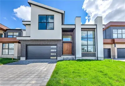 2138 IRONWOOD Road, London South, ON N6K 0H2