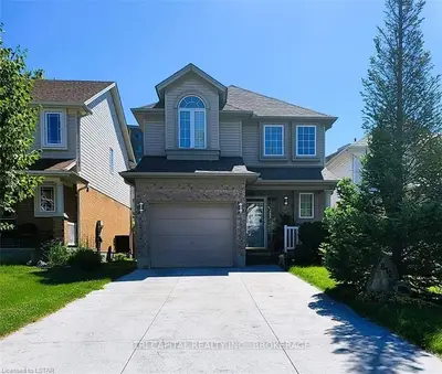 812 SANDCHERRY Street, London North, ON N6H 5T9