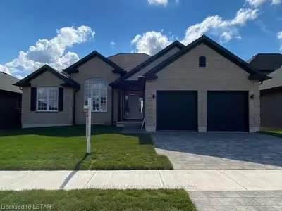 2051 Lockwood Crescent, Strathroy-caradoc, On N0l 1w0