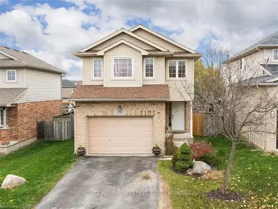 1462 AGATHOS Street, London East, ON N5V 5J4