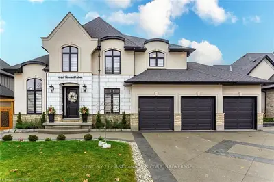 1046 GARRETT Avenue, London South, ON N6K 0B1