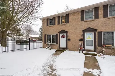 1725 ERNEST Avenue 14, London South, ON N6E 2W3