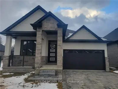 6990 CLAYTON Walk 59, London South, ON N6P 0J2
