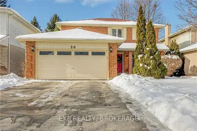 26 BENEDICT Court, London East, ON N5Y 5H6