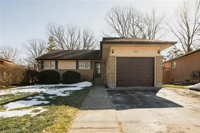 23 ARCADIA Crescent, London East, ON N5W 1P5