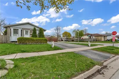 801 RAILTON Avenue, London East, ON N5V 4C6