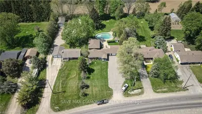 2320 Hyde Park Road, London North, ON N6H 5K2