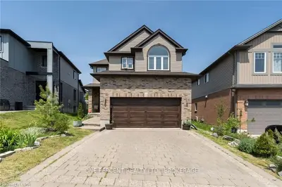 1757 BEAVERBROOK Avenue, London North, ON N6H 0E4