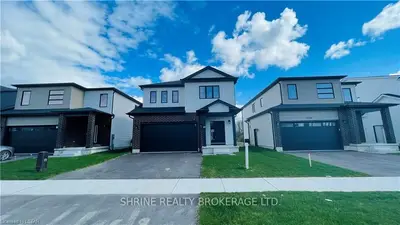 1433 Twilite Boulevard, London North, On N6g 5b6