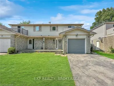 24 ACTON Crescent, London South, ON N6E 1W5