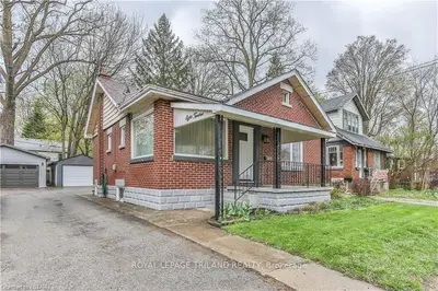 812 ADELAIDE Street N, London East, ON N5Y 2L9
