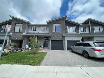 177 EDGEVALLEY Road 136, London East, ON N5V 0C5