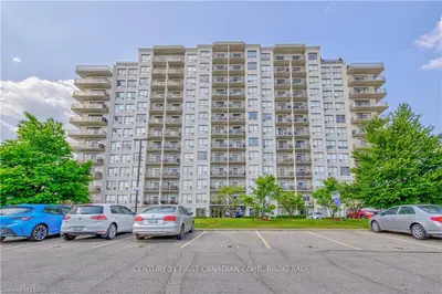 353 COMMISSIONERS Road W 302, London South, ON N6J 0A3