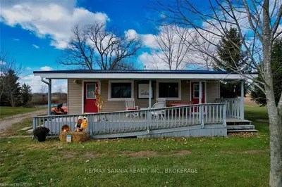 2761 OIL HERITAGE Road 31, Oil Springs, ON N0N 1P0