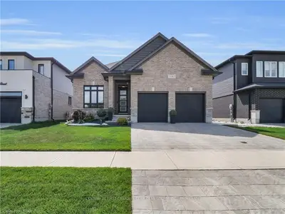 3283 REGIMENT Road, London South, ON N6P 0G5
