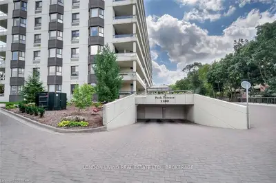 1180 COMMISSIONERS Road W 404, London South, ON N6K 4J2