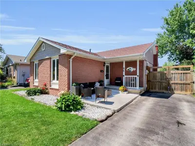 86 MURIEL Crescent, London South, ON N6E 2K5