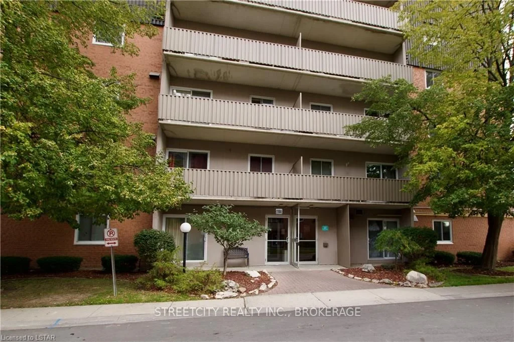 1100 JALNA Boulevard 502, London South, ON N6E 2M2