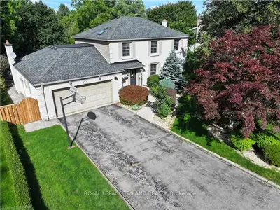 69 Shavian Boulevard, London North, On N6g 2p4