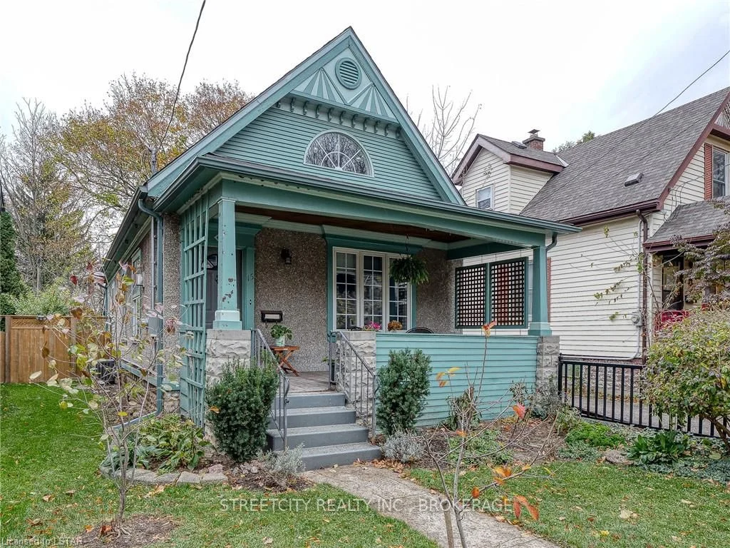 15 SOUTHGATE Street, London South, ON N6C 4H2