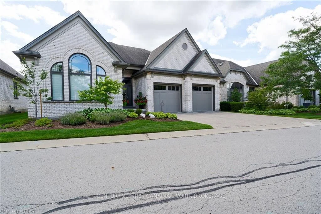 2014 Valleyrun Boulevard 57, London North, On N6g 5n8