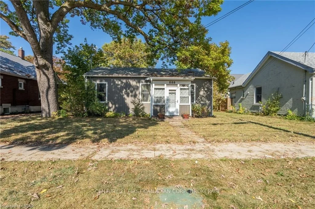 888 TRAFALGAR Street, London East, ON N5Z 1E8