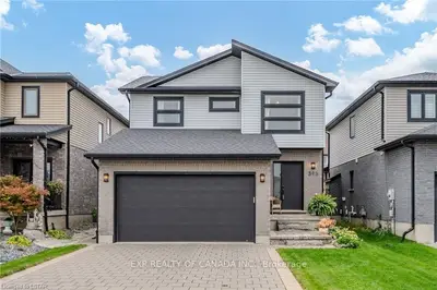393 Tansbury Street, London North, On N6g 0r6