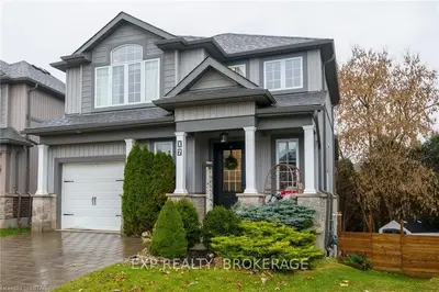 17 Willis Avenue, Strathroy-caradoc, On N7g 0b6