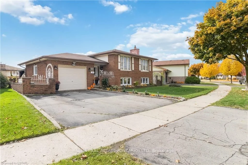 111 BEXHILL Drive, London South, ON N6E 1X1
