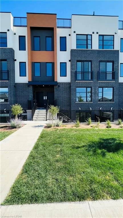 3900 Savoy Street 31, London South, On N6p 0a3