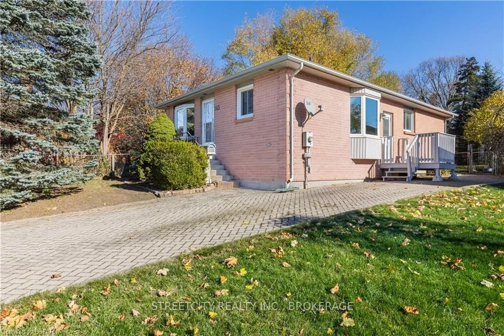 145 Magee Place, London East, On N5w 1c9