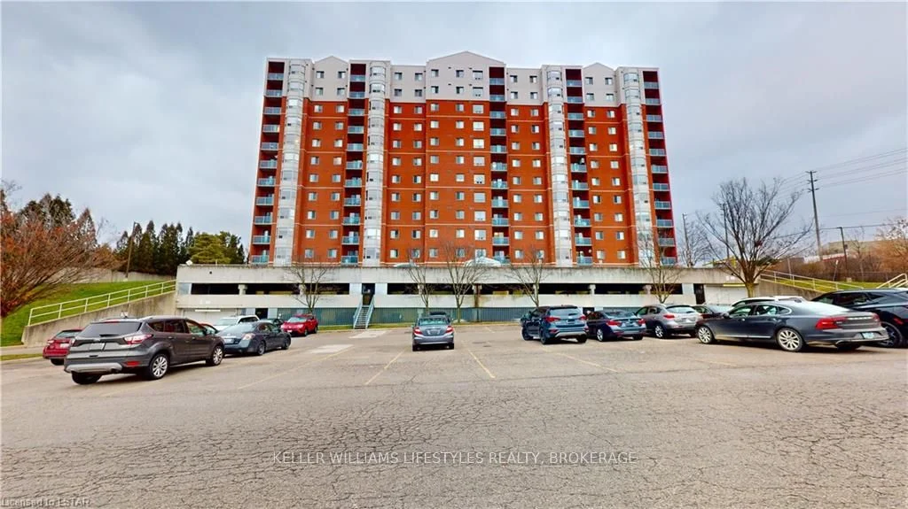 30 Chapman Court 102, London North, On N6g 4y4