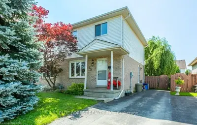 25 JULIA Court, London East, ON N5V 4X1