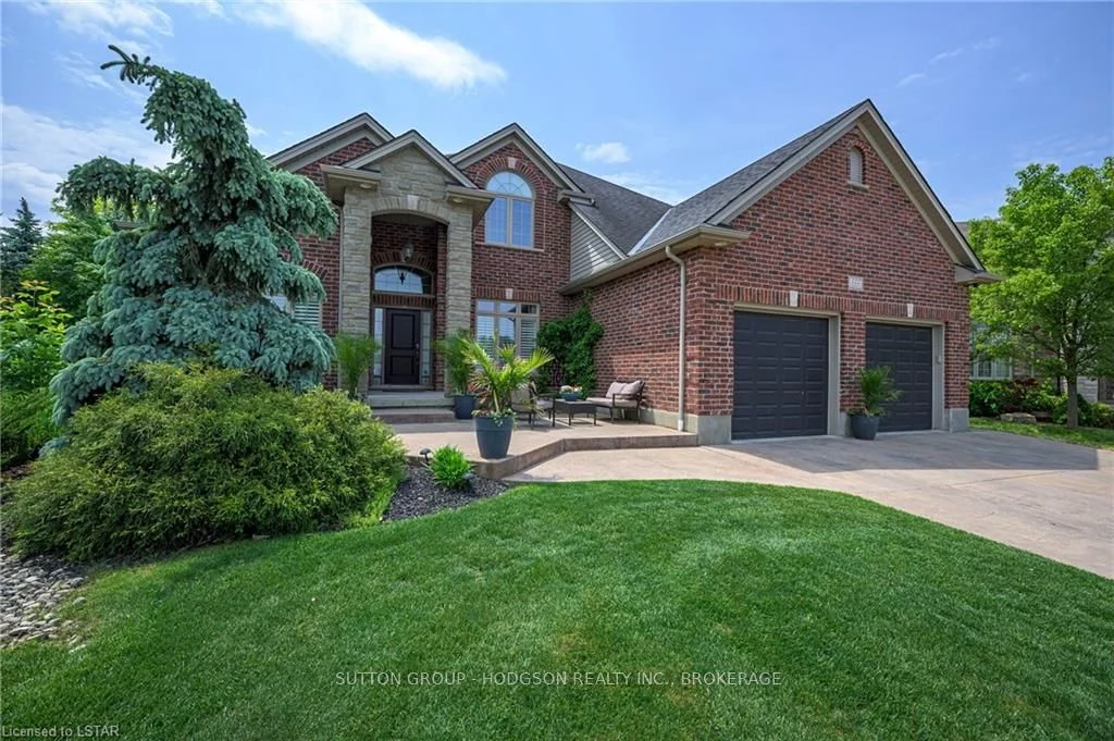 122 Staffordshire Court, London North, On N6h 0b9